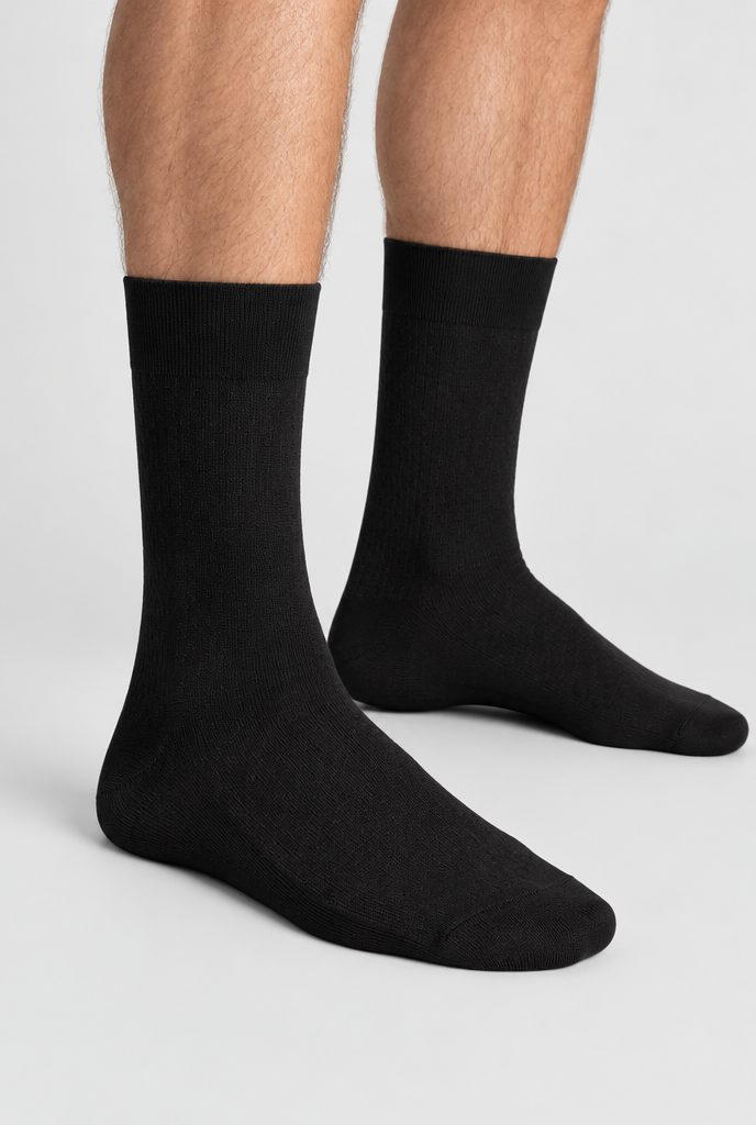 The Ribbed Socks — Black — product detail