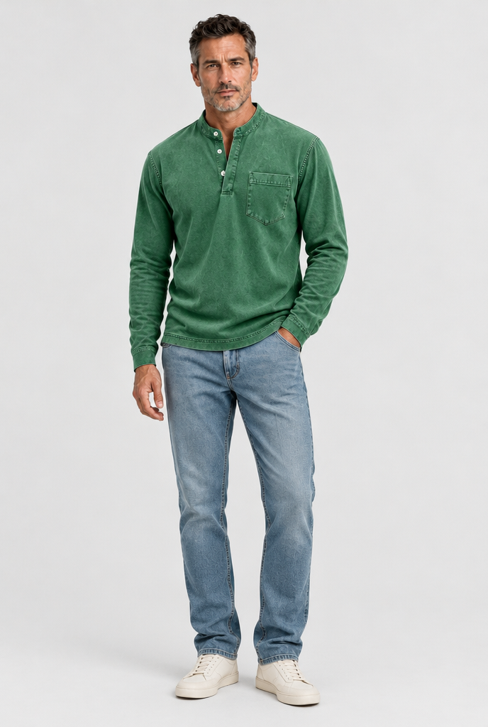 HEIRVALE The Long-Sleeve Henley in Dark Green