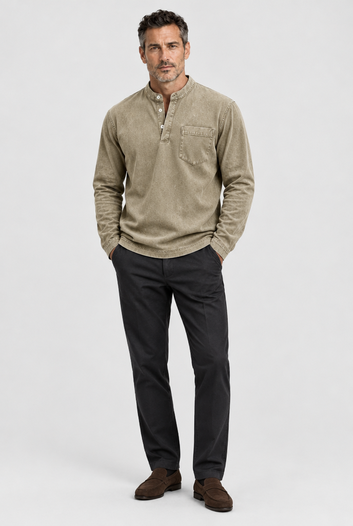 HEIRVALE The Long-Sleeve Henley in Khaki