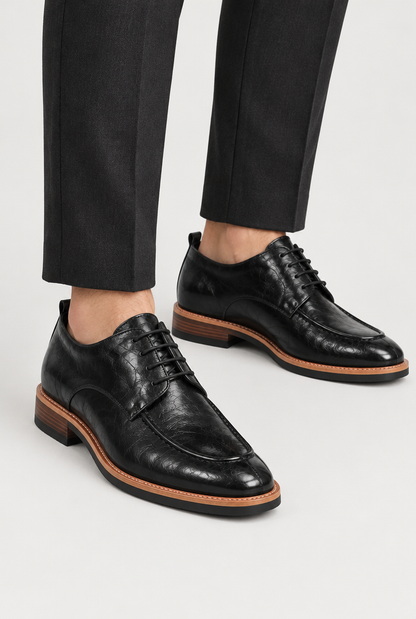 The Apron Derby — Classic Black