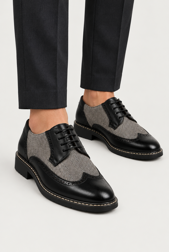 The Herringbone Oxford — Classic Black