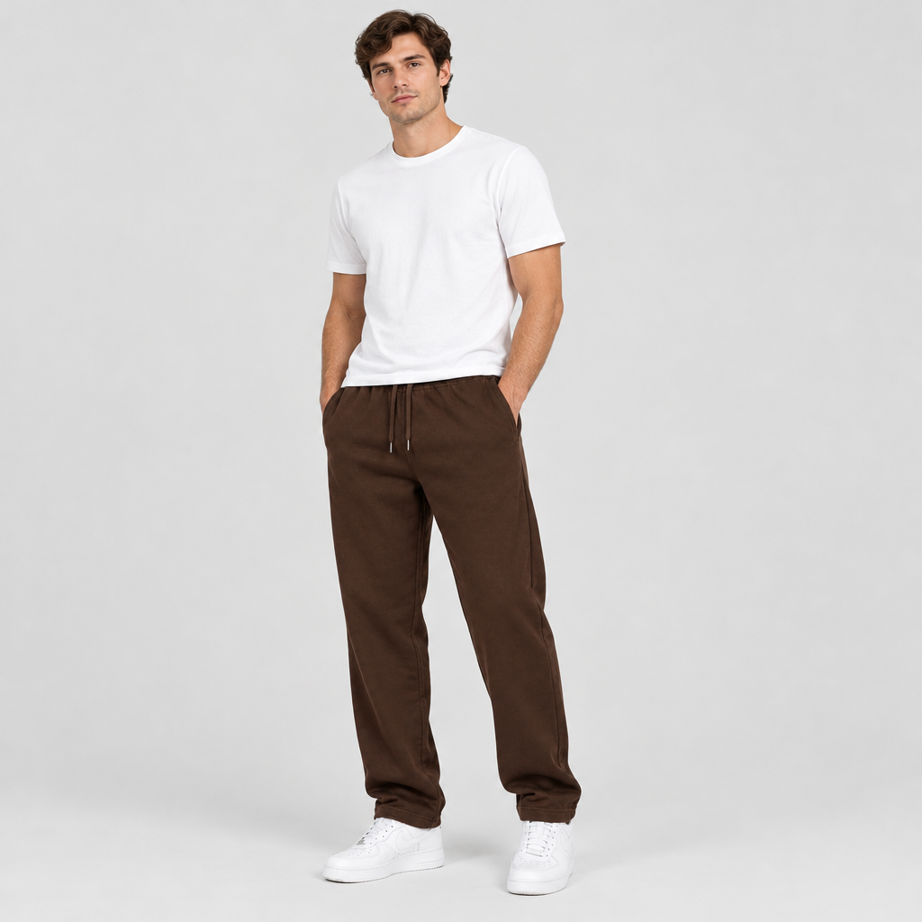 The Relaxed Sweatpant — Brown
